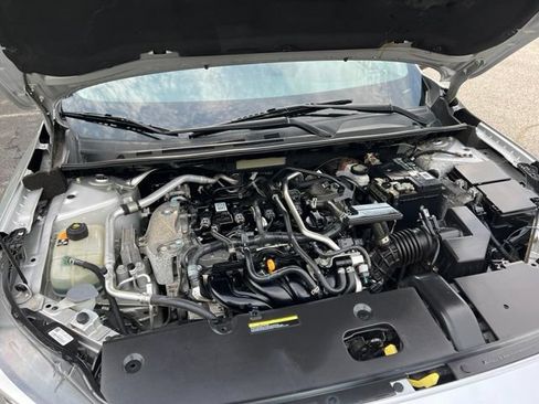 Used 2021 Nissan Sentra SV FWD image 43
