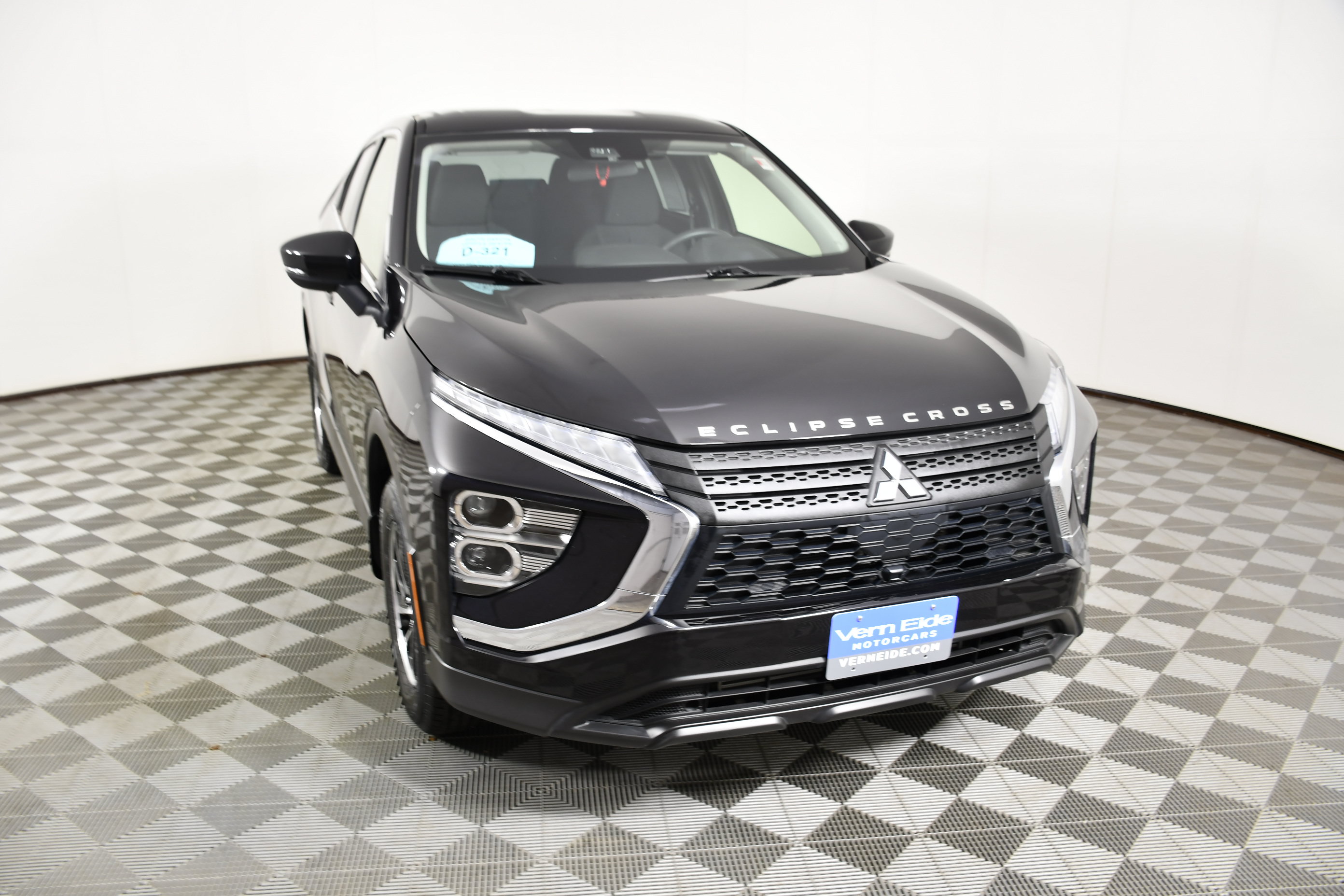Used 2024 Mitsubishi Eclipse Cross ES AWD/4WD image 3