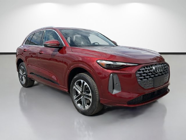 Used 2025 Audi Q5 Premium AWD/4WD image 43