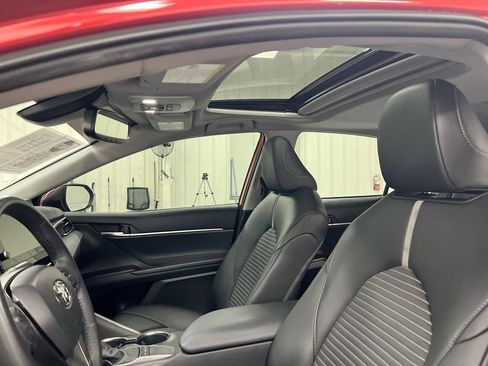 Used 2023 Toyota Camry SE w/ Audio Upgrade Package FWD image 19