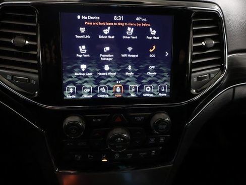 Used 2020 Jeep Grand Cherokee Limited w/ Luxury Group II image 22