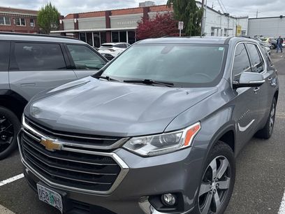 Used 2019 Chevrolet Traverse LT w/ LT Premium Package