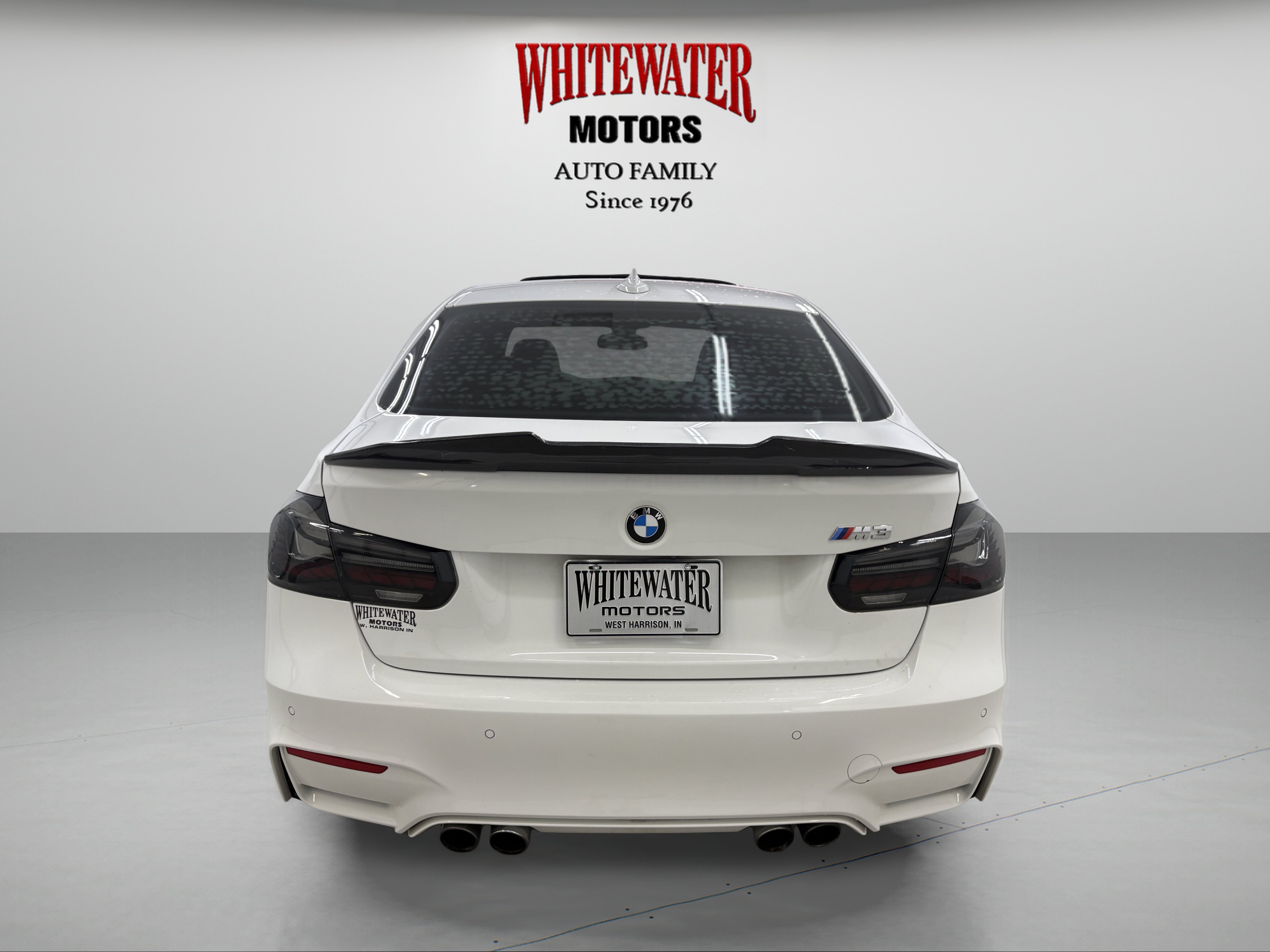 Used 2017 BMW M3 RWD image 3