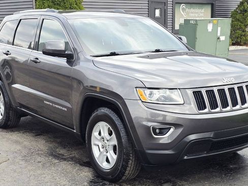 Used 2014 Jeep Grand Cherokee Laredo w/ Quick Order Package 23E AWD/4WD image 8