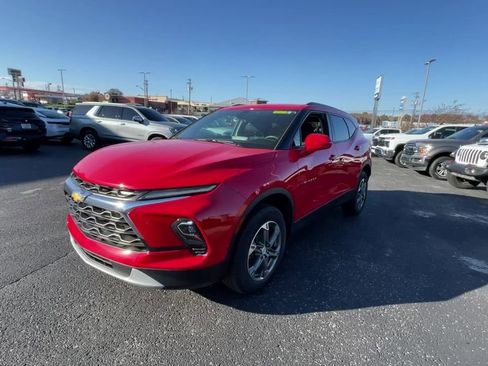 Certified 2023 Chevrolet Blazer LT w/ Convenience Package image 5