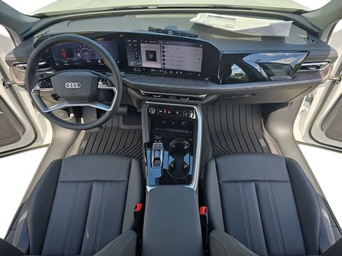 New 2026 Audi Q5 Premium AWD/4WD image 9