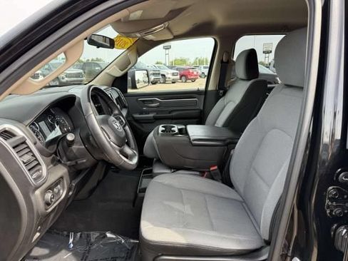Used 2019 RAM 1500 Big Horn AWD/4WD image 11