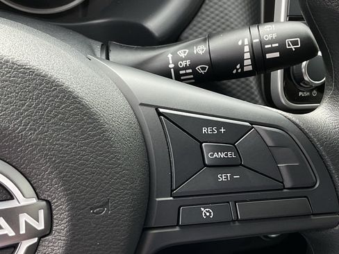 New 2025 Nissan Kicks Play S image 22