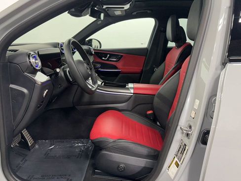 Certified 2026 Mercedes-Benz GLC 300 4MATIC image 8