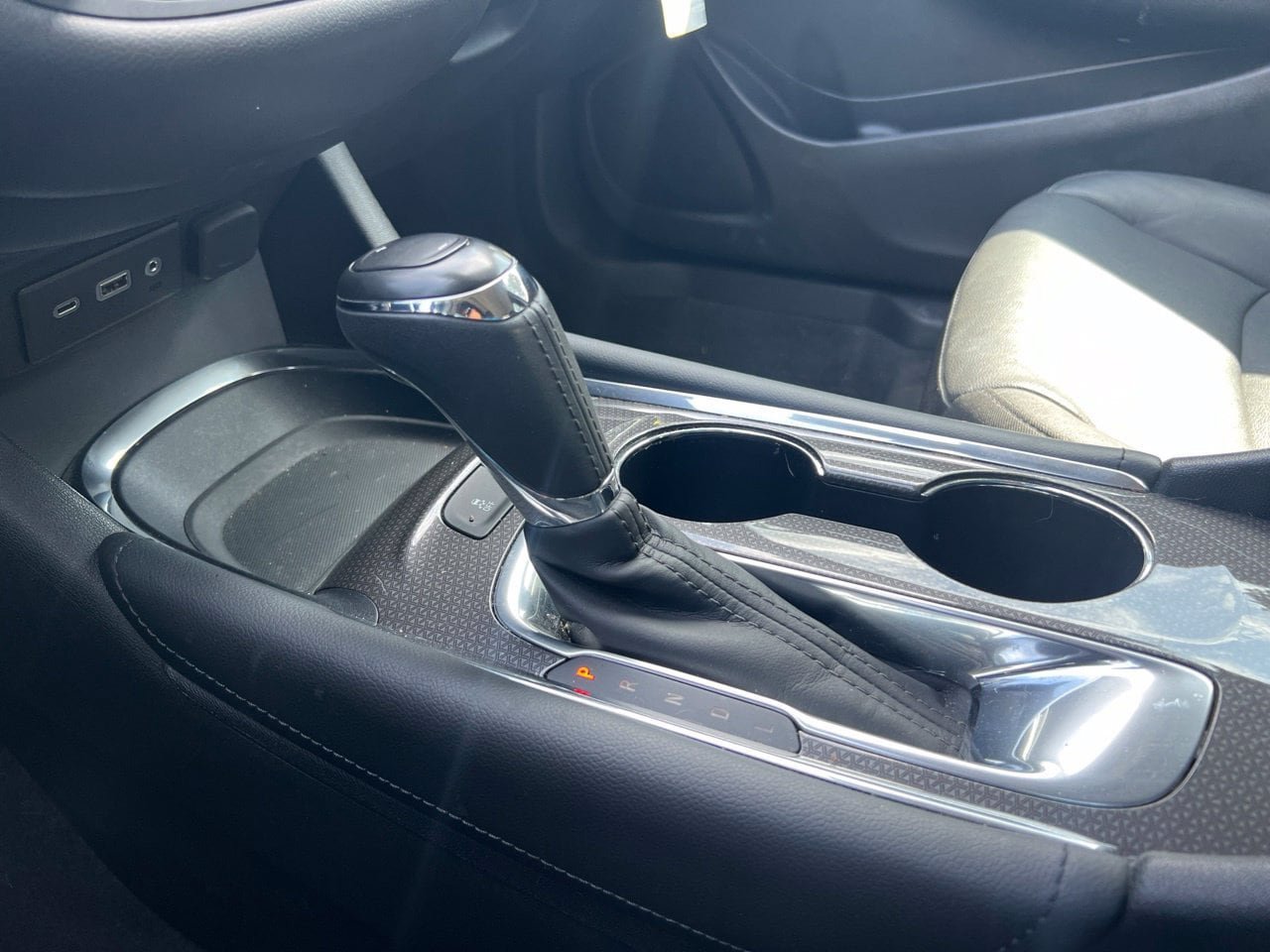 Used 2020 Chevrolet Malibu LT w/ Leather Package FWD image 21