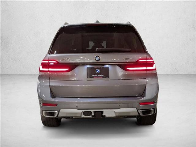 Used 2026 BMW X7 xDrive40i AWD/4WD image 7