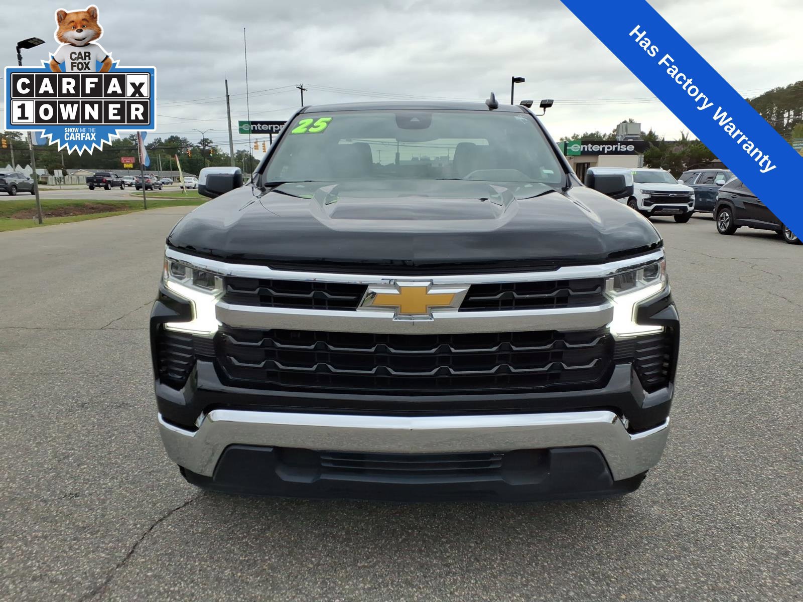 Used 2025 Chevrolet Silverado 1500 LT RWD image 8