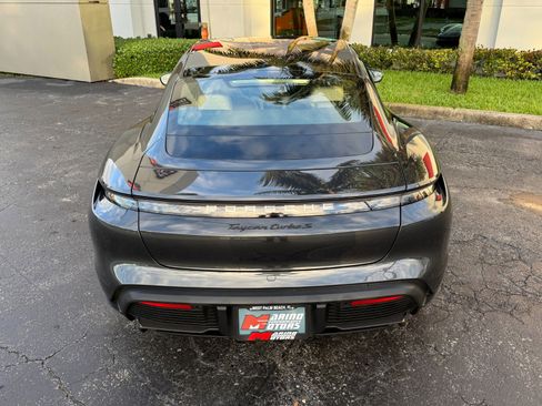 Used 2020 Porsche Taycan Turbo S image 38