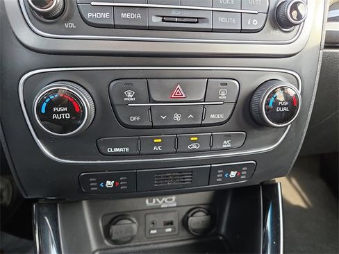 Used 2014 Kia Sorento SX w/ 3rd Row Package image 13
