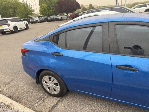 Used 2020 Nissan Versa S FWD image 5