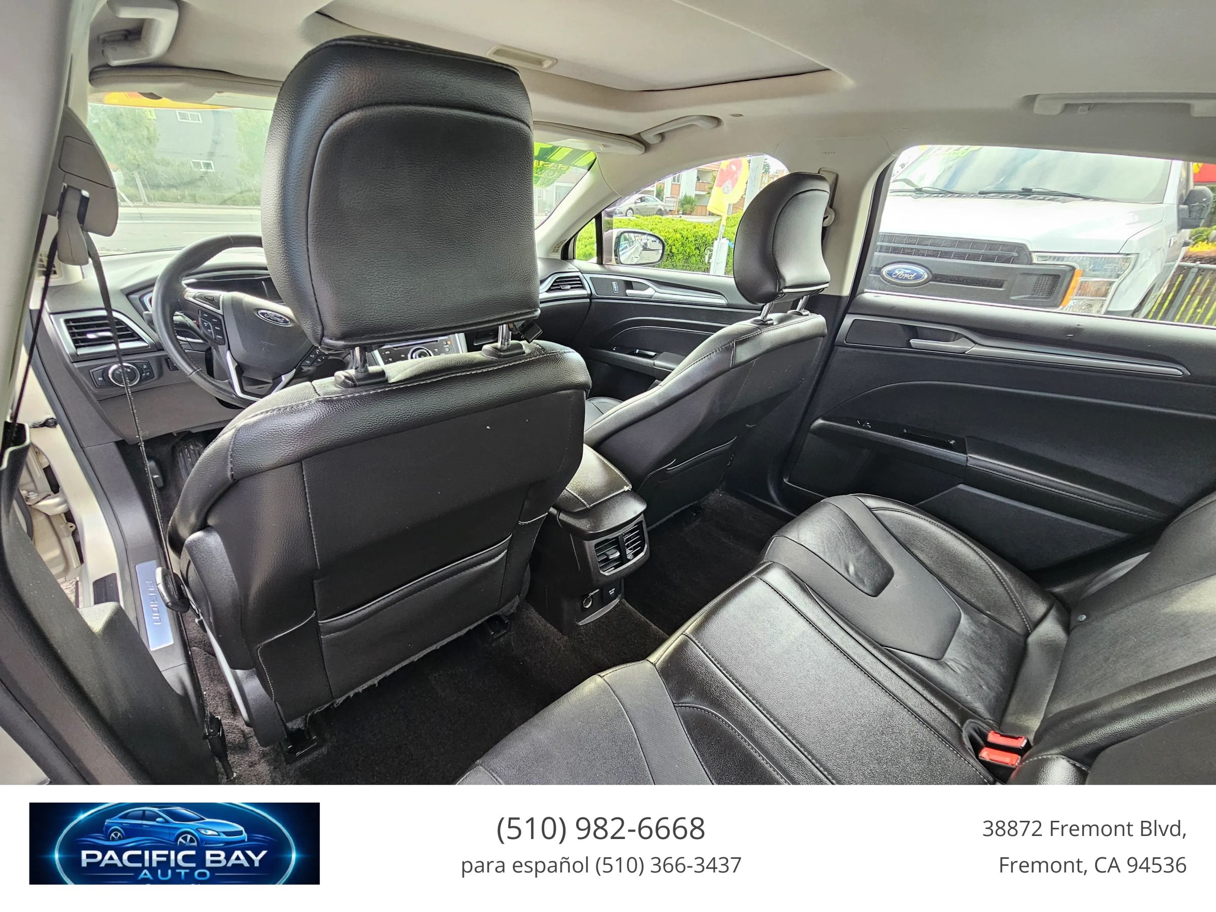 Used 2015 Ford Fusion Energi Titanium FWD image 28