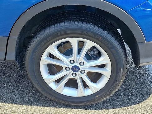 Used 2017 Ford Escape SE FWD image 30