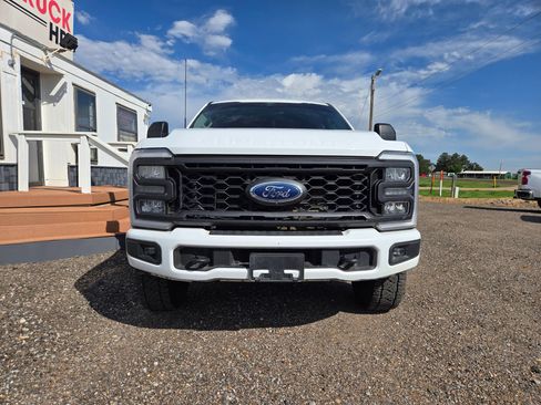 Used 2024 Ford F250 XL w/ STX Appearance Package AWD/4WD image 3