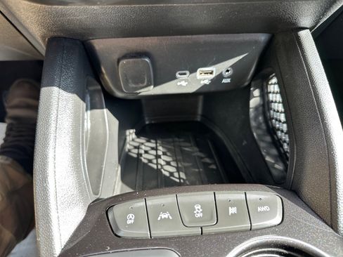 Used 2022 Chevrolet TrailBlazer LT image 35