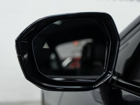 Used 2024 BMW 740i xDrive image 52