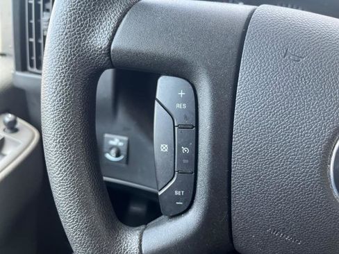 Used 2022 Chevrolet Express 3500 LS image 22