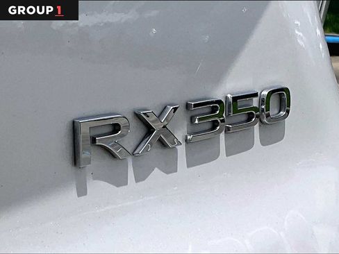 Used 2024 Lexus RX 350 FWD w/ Technology Package image 29