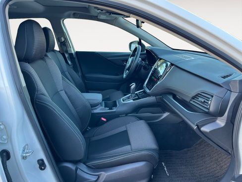 Used 2024 Subaru Outback Premium image 18