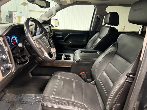 Used 2017 GMC Sierra 1500 Denali w/ Denali Ultimate Package image 9