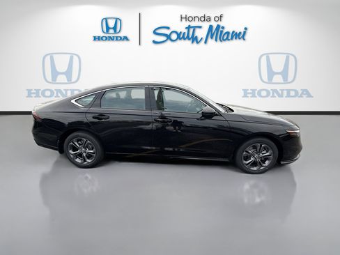 New 2026 Honda Accord EX-L image 8