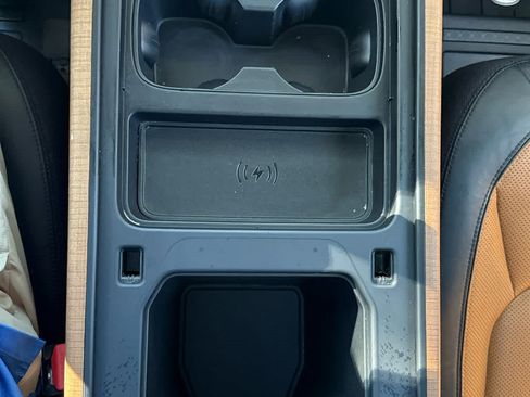 Used 2023 Land Rover Defender 130 X image 24