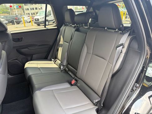 Used 2026 Subaru Outback Premium AWD/4WD image 14
