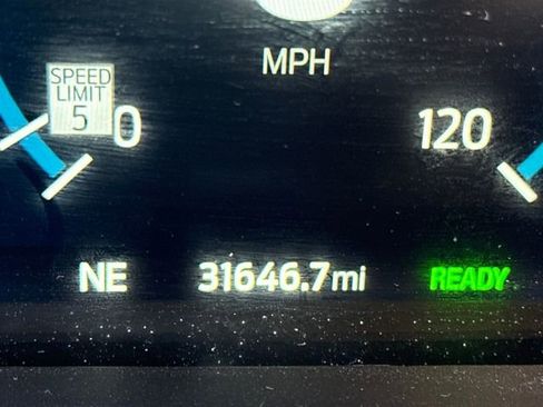 Used 2022 Ford F150 Lariat w/ Equipment Group 502A High image 27