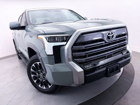 Used 2024 Toyota Tundra Limited AWD/4WD image 4