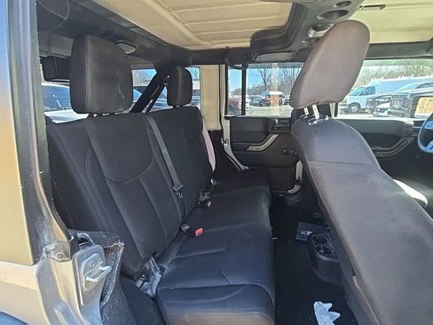 Used 2016 Jeep Wrangler Unlimited Sport image 19