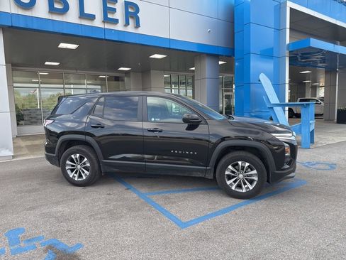 Used 2025 Chevrolet Equinox LT AWD/4WD image 24