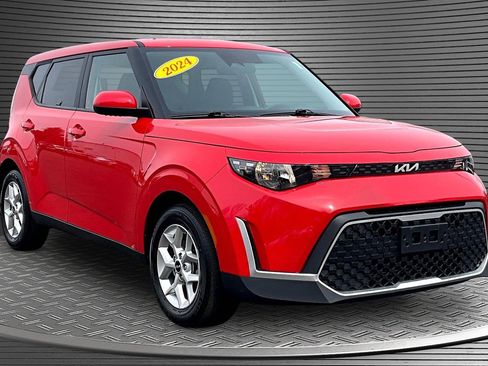 Used 2024 Kia Soul LX w/ Option Group 015 image 1
