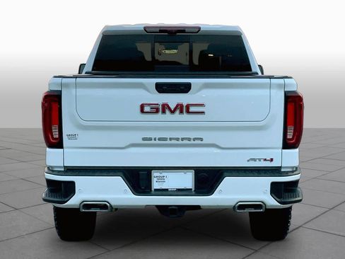 Used 2025 GMC Sierra 1500 AT4 w/ AT4 Premium Package AWD/4WD image 4