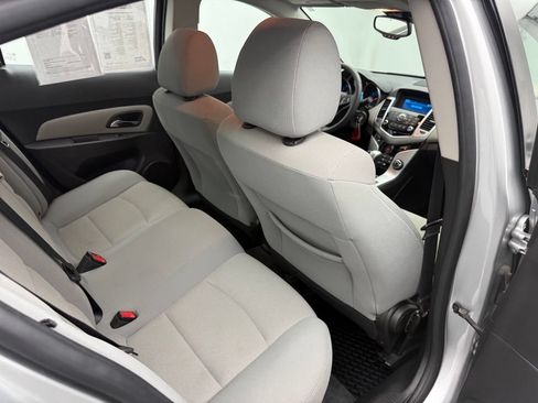 Used 2016 Chevrolet Cruze LT FWD image 37