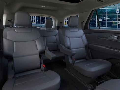 New 2026 Ford Explorer Active AWD/4WD image 14