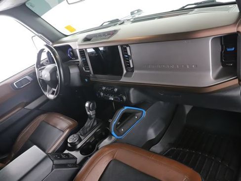 Used 2021 Ford Bronco Outer Banks AWD/4WD image 30