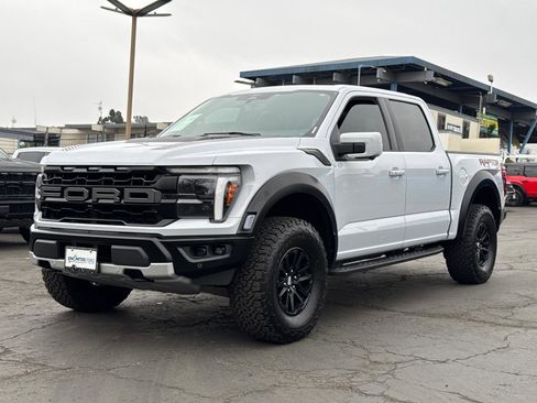 Certified 2025 Ford F150 Raptor image 4