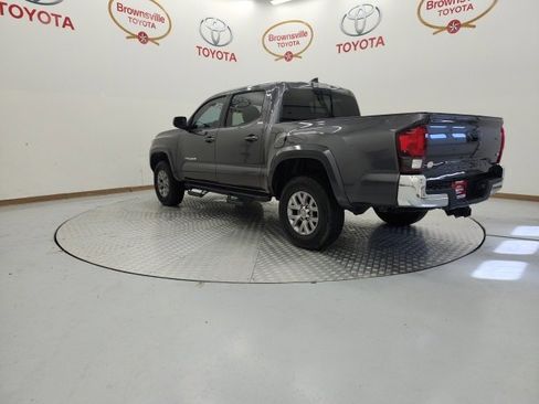 Certified 2019 Toyota Tacoma SR5 image 6