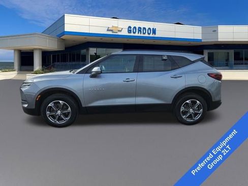 Used 2024 Chevrolet Blazer LT w/ Convenience Package image 2