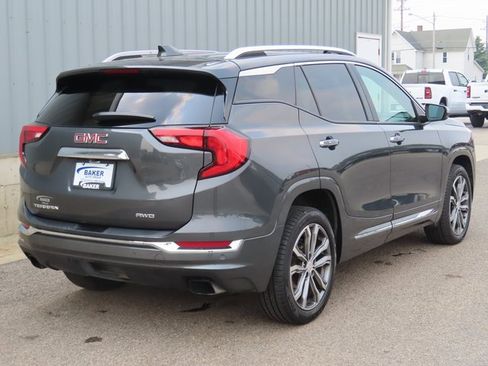 Used 2019 GMC Terrain Denali w/ Advanced Safety Package image 3