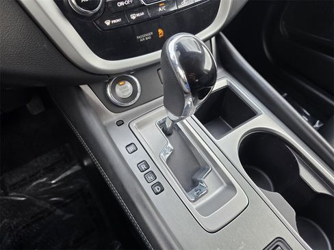 Used 2022 Nissan Murano SV image 33