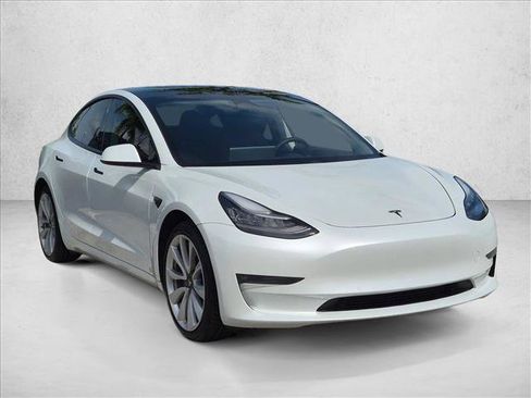 Used 2020 Tesla Model 3 Long Range AWD/4WD image 3