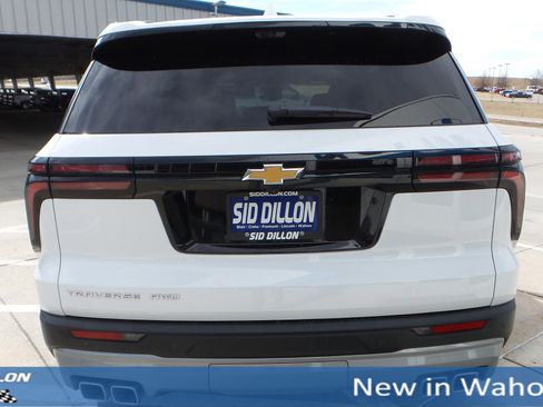 New 2026 Chevrolet Traverse LT image 4