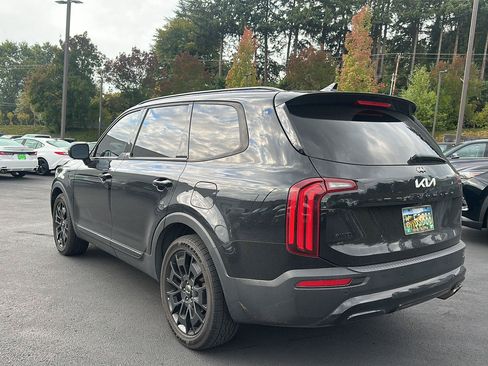 Used 2022 Kia Telluride EX w/ EX Premium Package AWD/4WD image 2