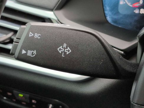 Certified 2022 BMW X7 xDrive40i w/ M Sport Package image 28