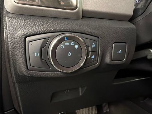 Certified 2019 Ford Ranger XLT w/ Equipment Group 302A Luxury AWD/4WD image 26